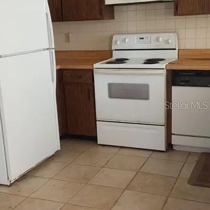 3rd image of 7418 Jenner Ave