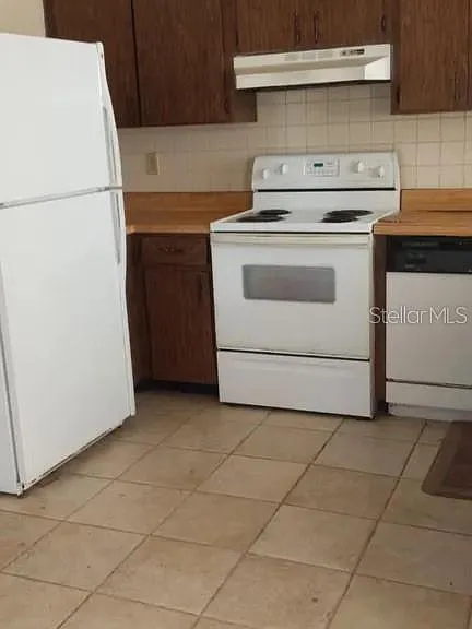 7418 Jenner Ave — Photo 3