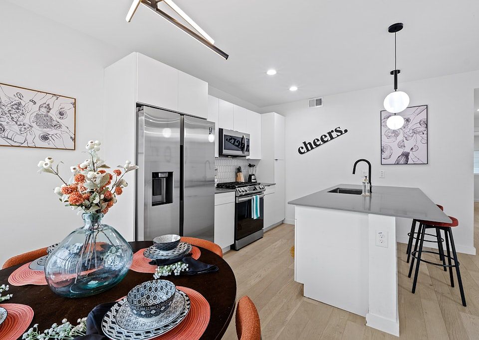 1st image of 400 E 30th St APT 205