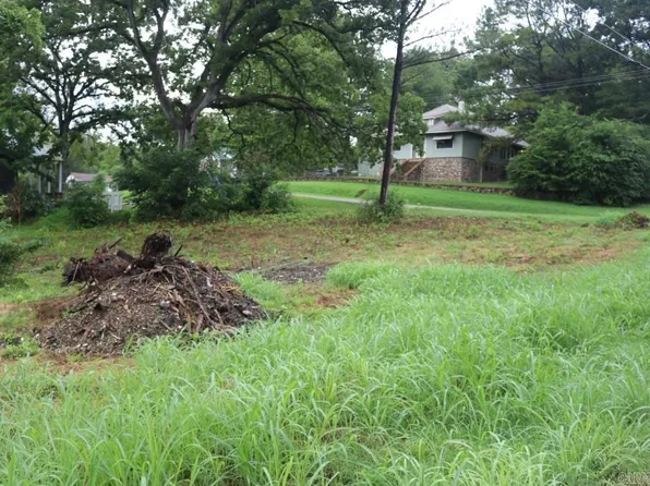 604 4th St, Cotter, AR 72626