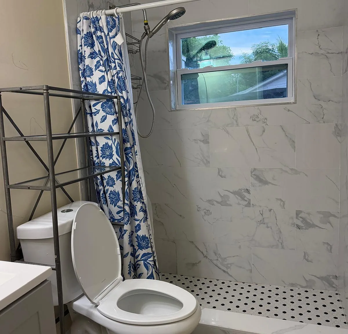 2 bed, 1.0 bath, 1000 sqft, $2,100 — Photo 4
