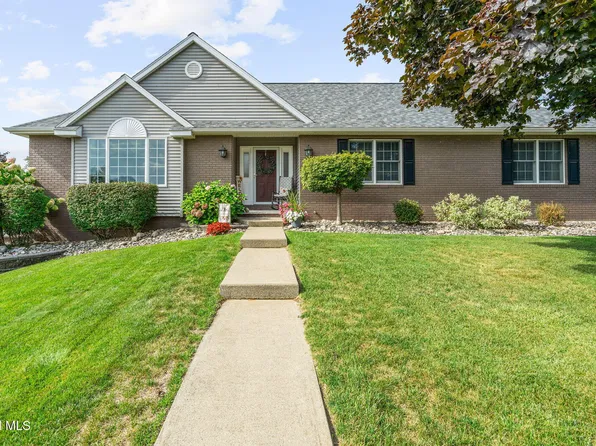 2 Van Tassel Court, Loudonville, NY 12211