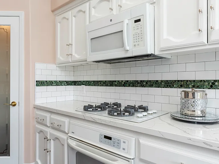8301 Waterfield Dr — Photo 26