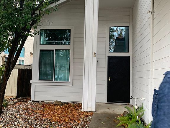 4th image of 148 Oxburough Dr