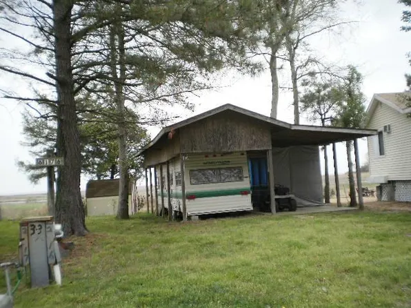 216 Limpet Dr, New Church, VA 23395