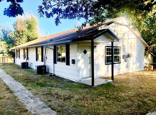 1016 N Roosevelt Ave W, Sand Springs, OK 74063
