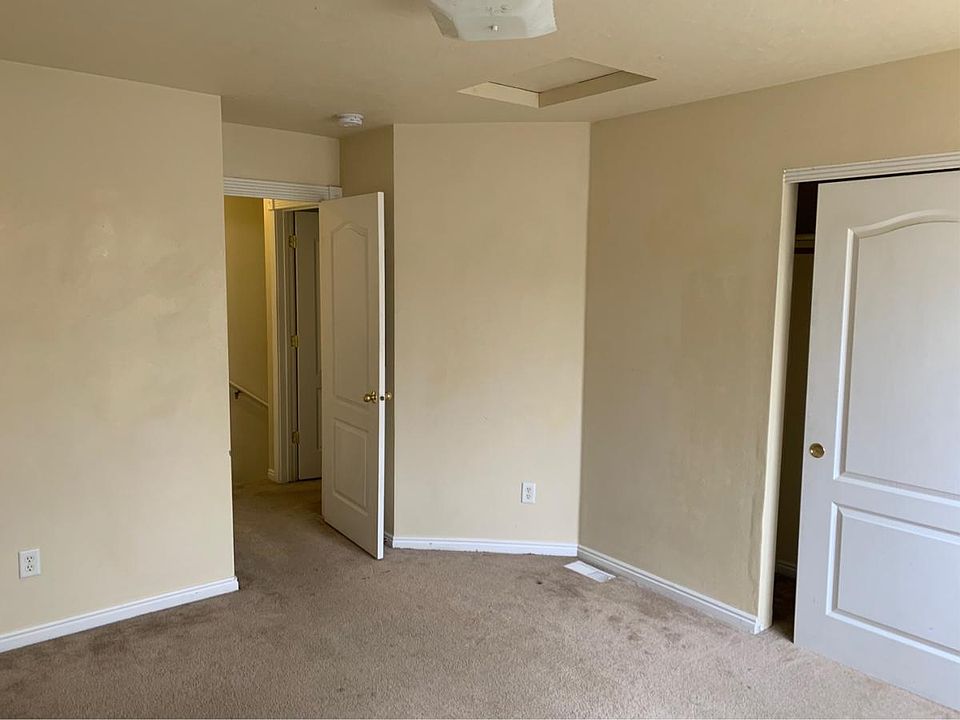 2nd image of 1480 W Bonneville Cir APT 103