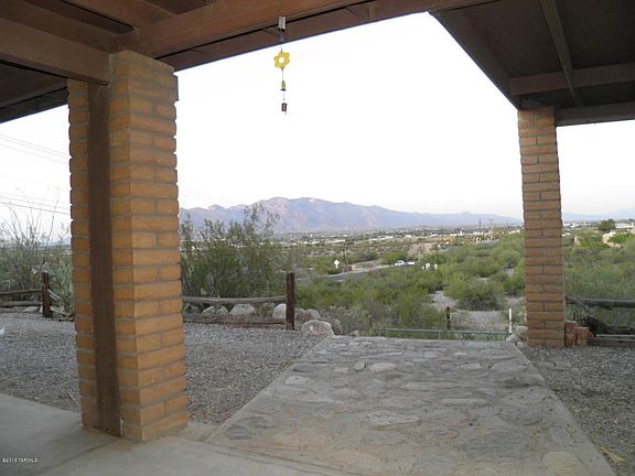 3rd image of 3841 W El Camino Del Cerro