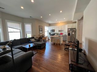 4347 N Hazel St #7-J, Chicago, IL 60613