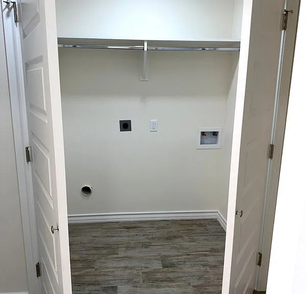 680 Seminole Ln #B — Photo 8
