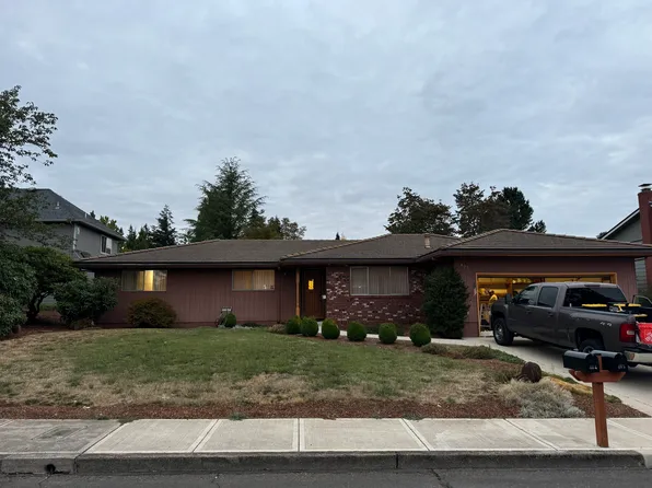 405 McKinley St SE, Salem, OR 97302