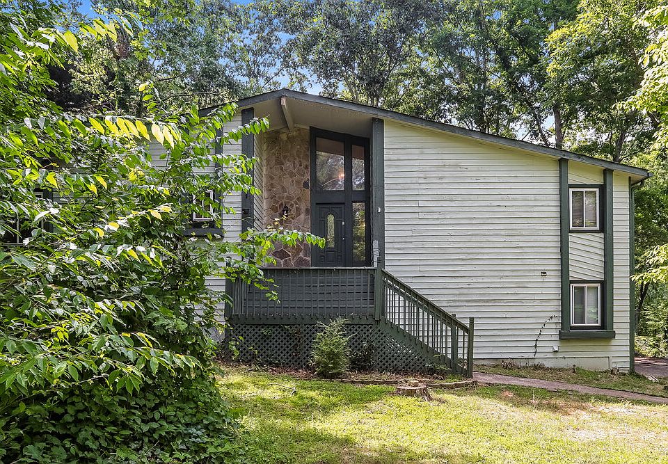 1st image of 6651 Windwood Cir