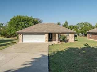 203 N Church St, Blue Ridge, TX 75424