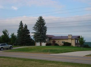 Windsock Way, Guttenberg, IA 52052