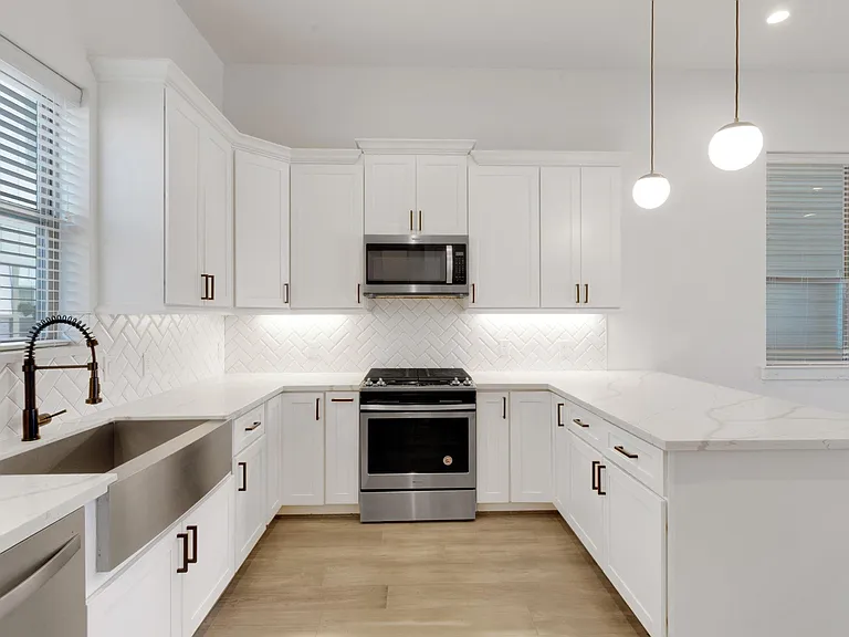 1526 Chestnut St — Photo 17