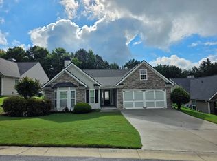 233 Overlook Dr, Dallas, GA 30157