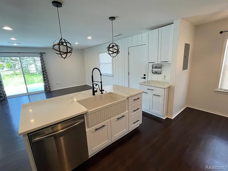 4609 Mankato Ave — Photo 5