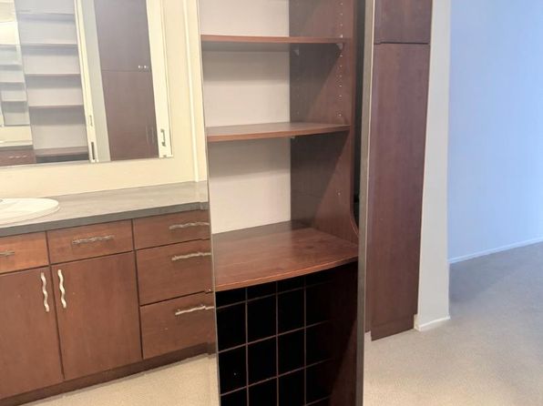 6226 Shelter Creek Ln