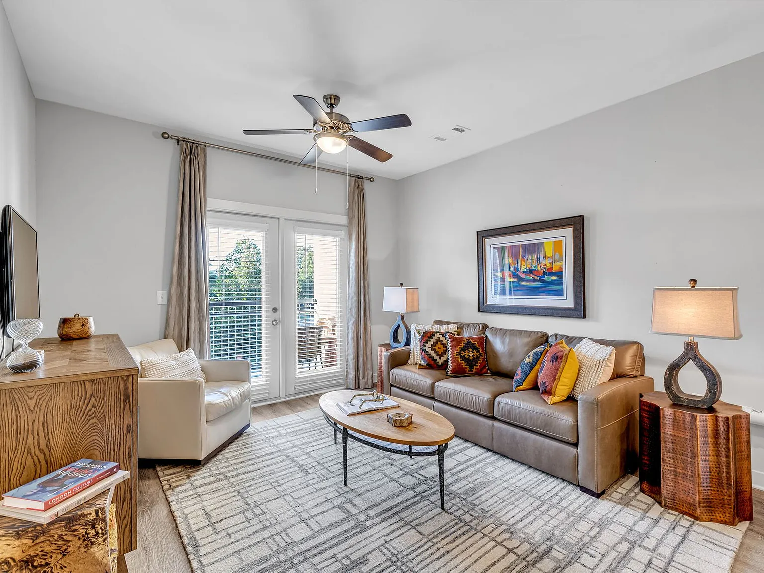 Artessa Apartments — Photo 3