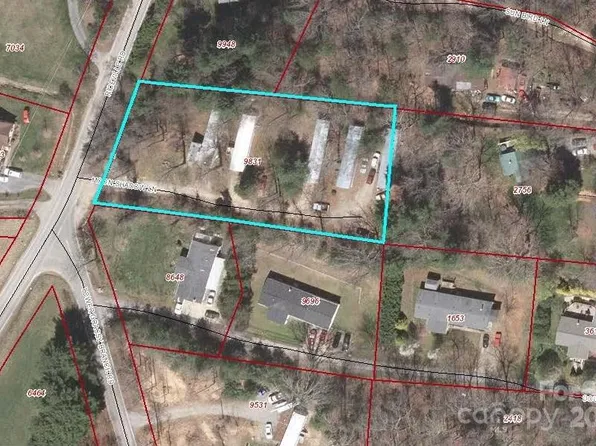 16 Moon Shadow Ln, Asheville, NC 28805