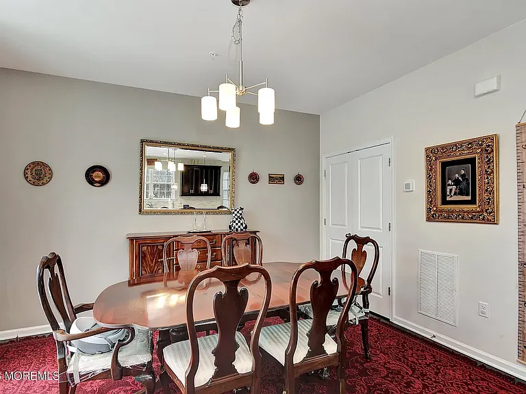 1901 Evans Ln — Photo 15