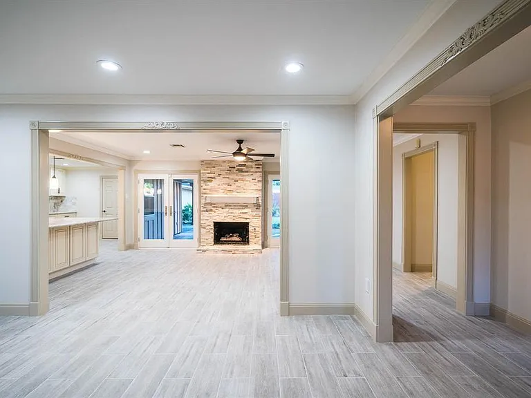 5046 Yarwell Dr — Photo 20
