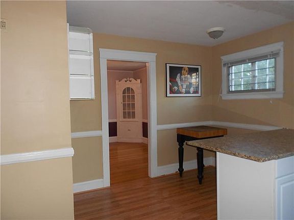 3rd image of 50 Parkman St