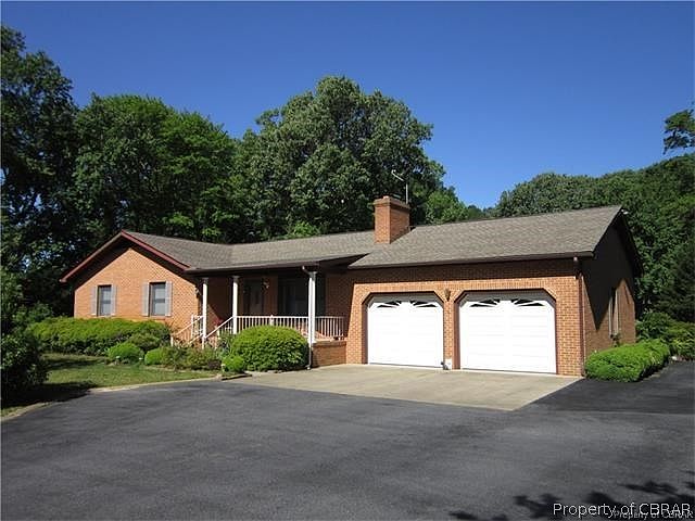 1st image of 141 Blue Heron Ln