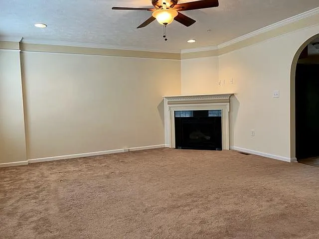 209 Ascot Ct — Photo 6