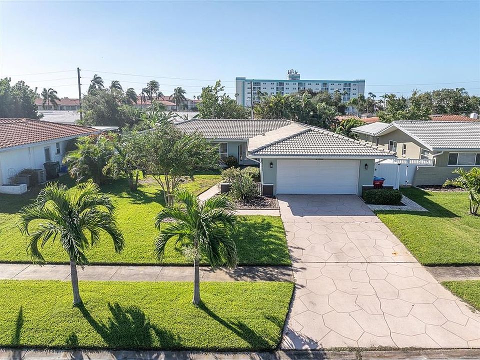 1st image of 14968 IMPERIAL POINT DRIVE N