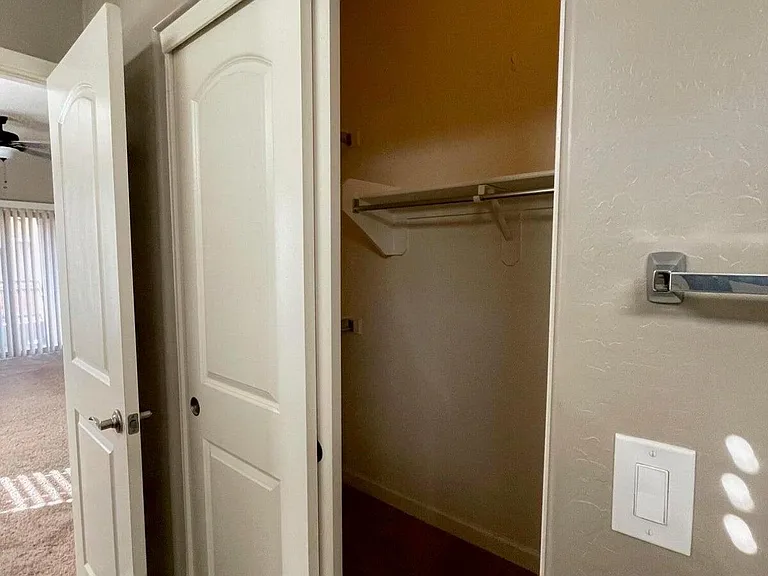 2150 W Alameda Rd #2135 — Photo 8