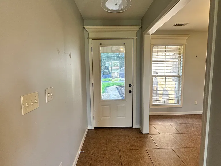 4741 Wildwood Ln — Photo 3