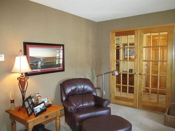 3rd image of W3906 Stoneridge Dr