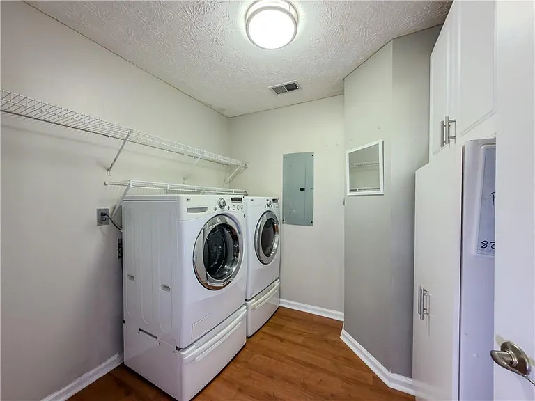 593 Red Tip Ln — Photo 38