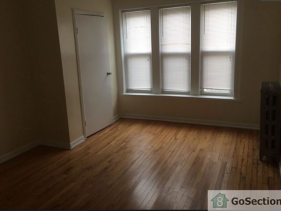 3rd image of 7242 S Dorchester Ave