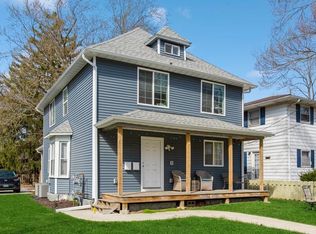 1301 Wolcott Ave, Saint Joseph, MI 49085
