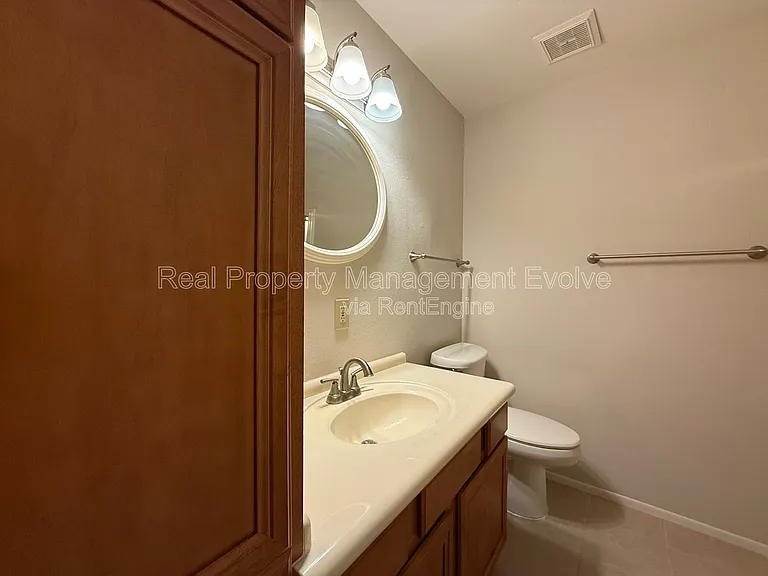 4849 E Lake Point Cir — Photo 20