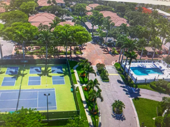 85 Pelican Pointe Dr #103, Delray Beach, FL 33483