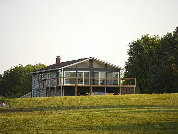 3rd image of 1722 Baintree Rd