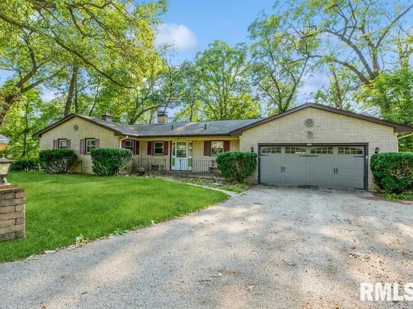 209 Park Ct, Geneseo, IL 61254