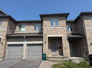 106 Hornchurch Ln, Ottawa, ON K2J0A6