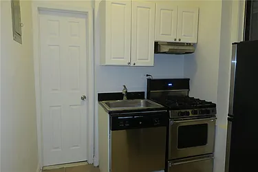 Rented by Platinum Properties