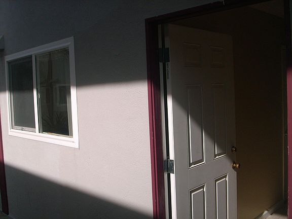5th image of 708 S Prospect Ave #25