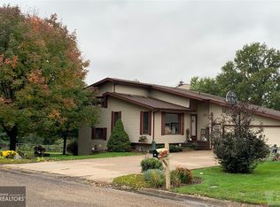 701 North Ln, Oskaloosa, IA 52577