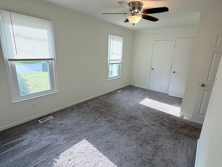 3509 East Ave — Photo 9