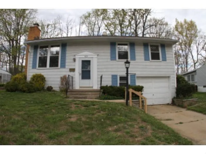 625 Hornbeam Rd photo 1