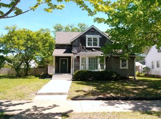 237 12th Ave N, Hopkins, MN 55343