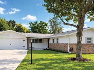 8 Emerald Way, Ocala, FL 34472