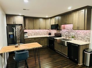 3901 Cypress St, Metairie, LA 70001