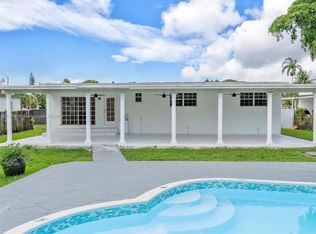 240 NW 148th St, Miami, FL 33168